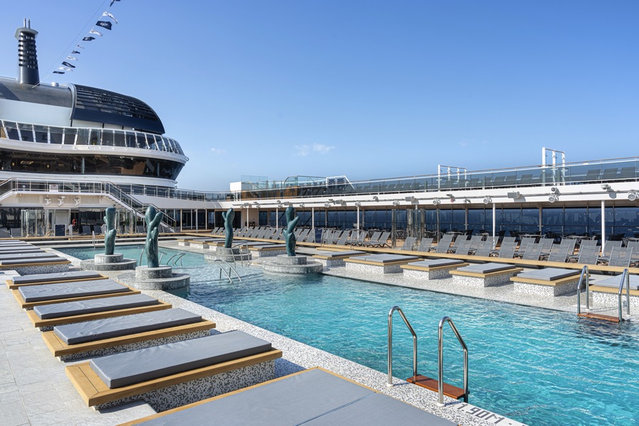 MSC Cruises MSC EURIBIA Atmosphere Pool ©MSC Rights 3.jpg